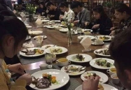 某网红西餐厅吃瓜号,一场美食与八卦的盛宴